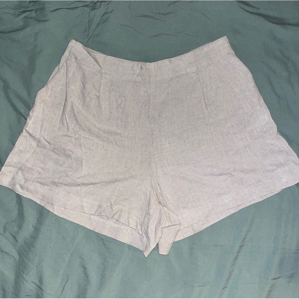 INDUSTRY cream white linen shorts